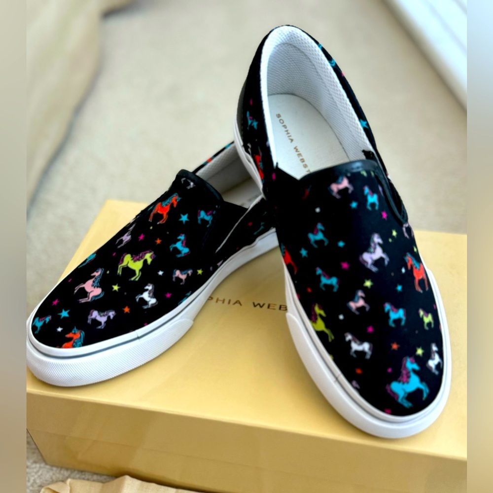 New Sophia Webster Designer Black Unicorn Sneaker size 36.5 (6.5) Authentic